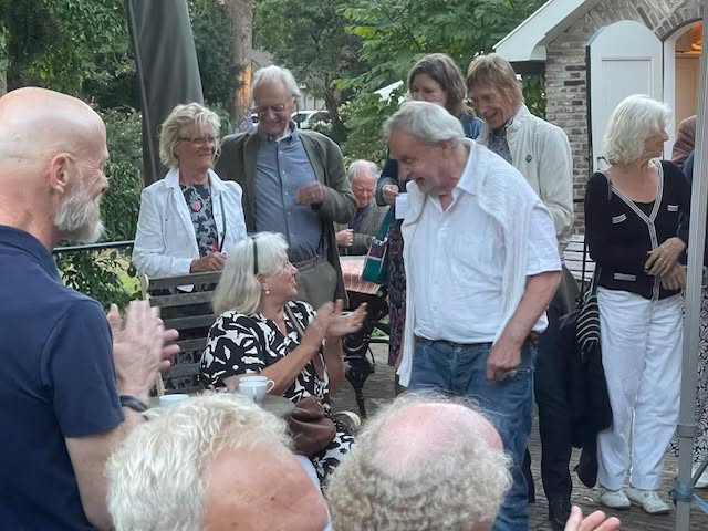 Afbeelding bij ‘Goedroen ontvoerd naar verrassend welkomstfeest!’